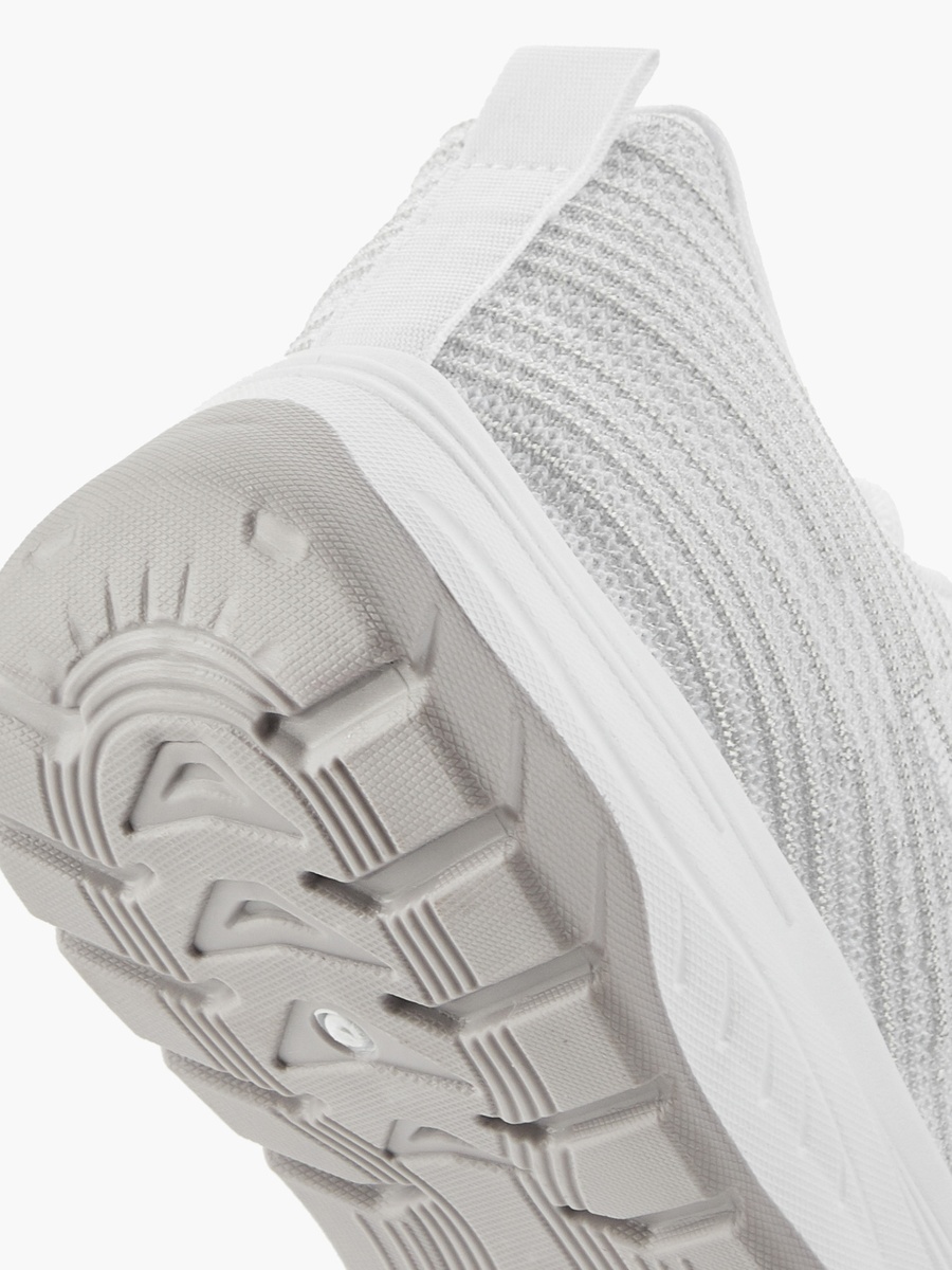 Men Lace-Up Sports Shoes