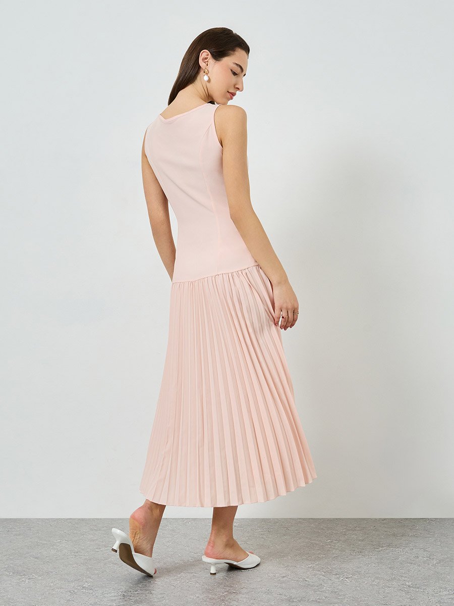 Pink Sleeveless Pleated Midi Dress For Default Category at Kuwait | Styli Pink Sleeveless Pleated Midi Dress For Default Category at Kuwait | Styli