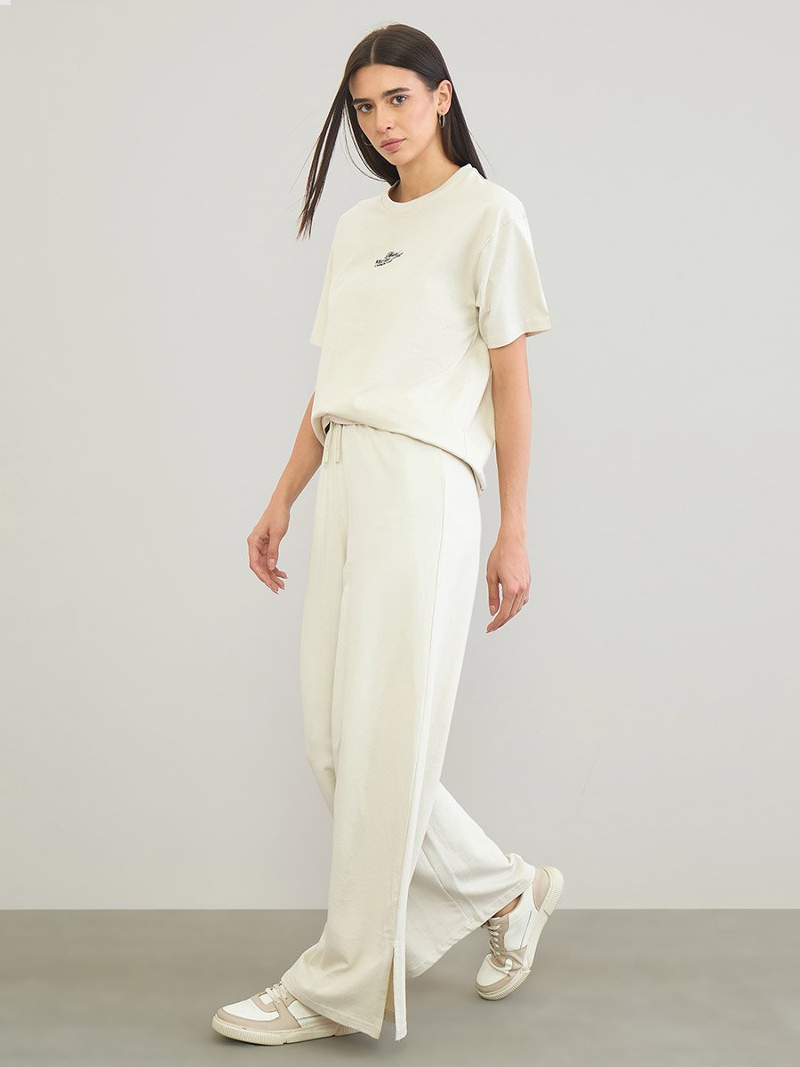 Off White Embroidered Detail T-Shirt and Joggers Co-Ords