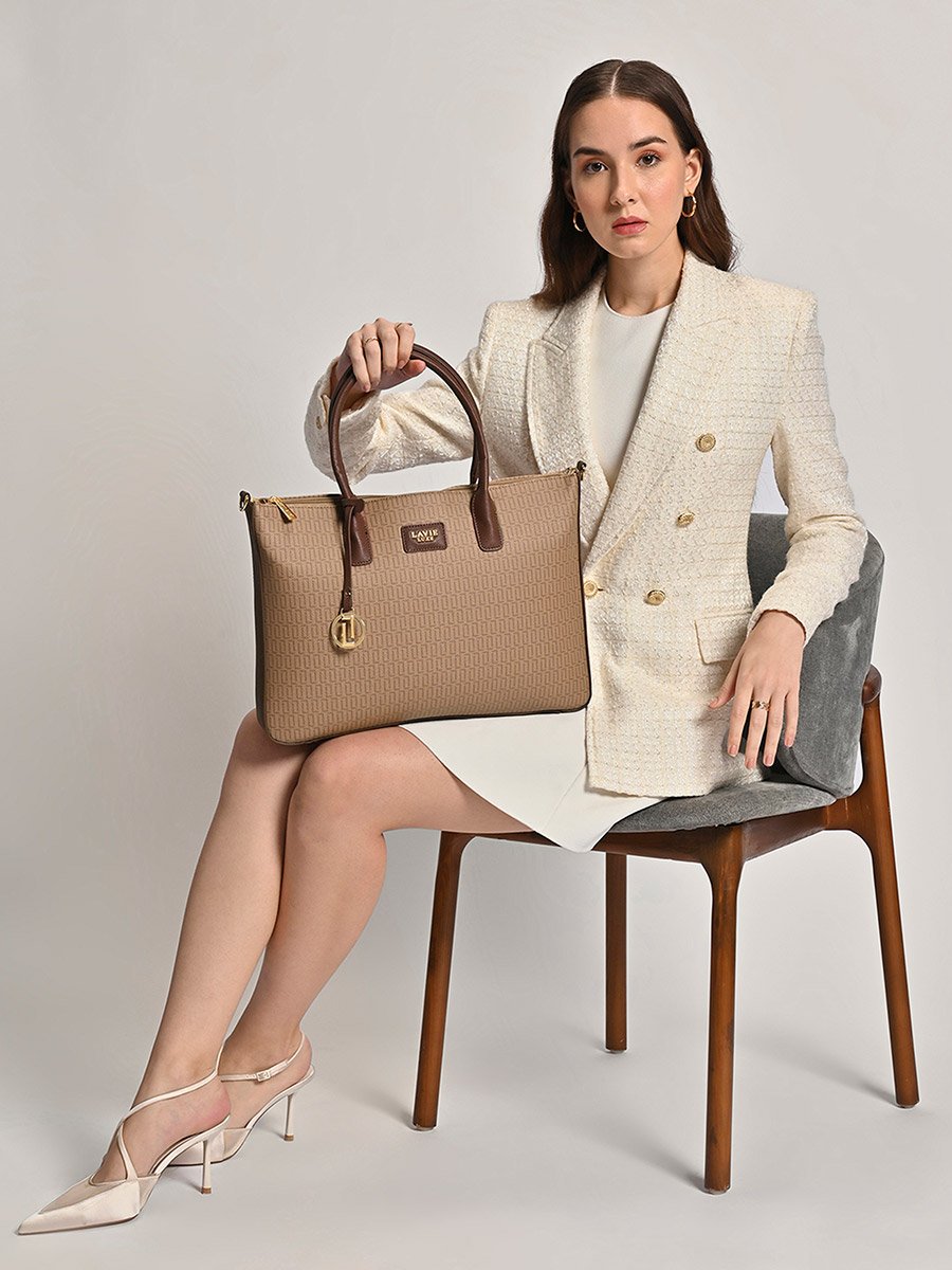 Mono Raily25 Pro Handbag