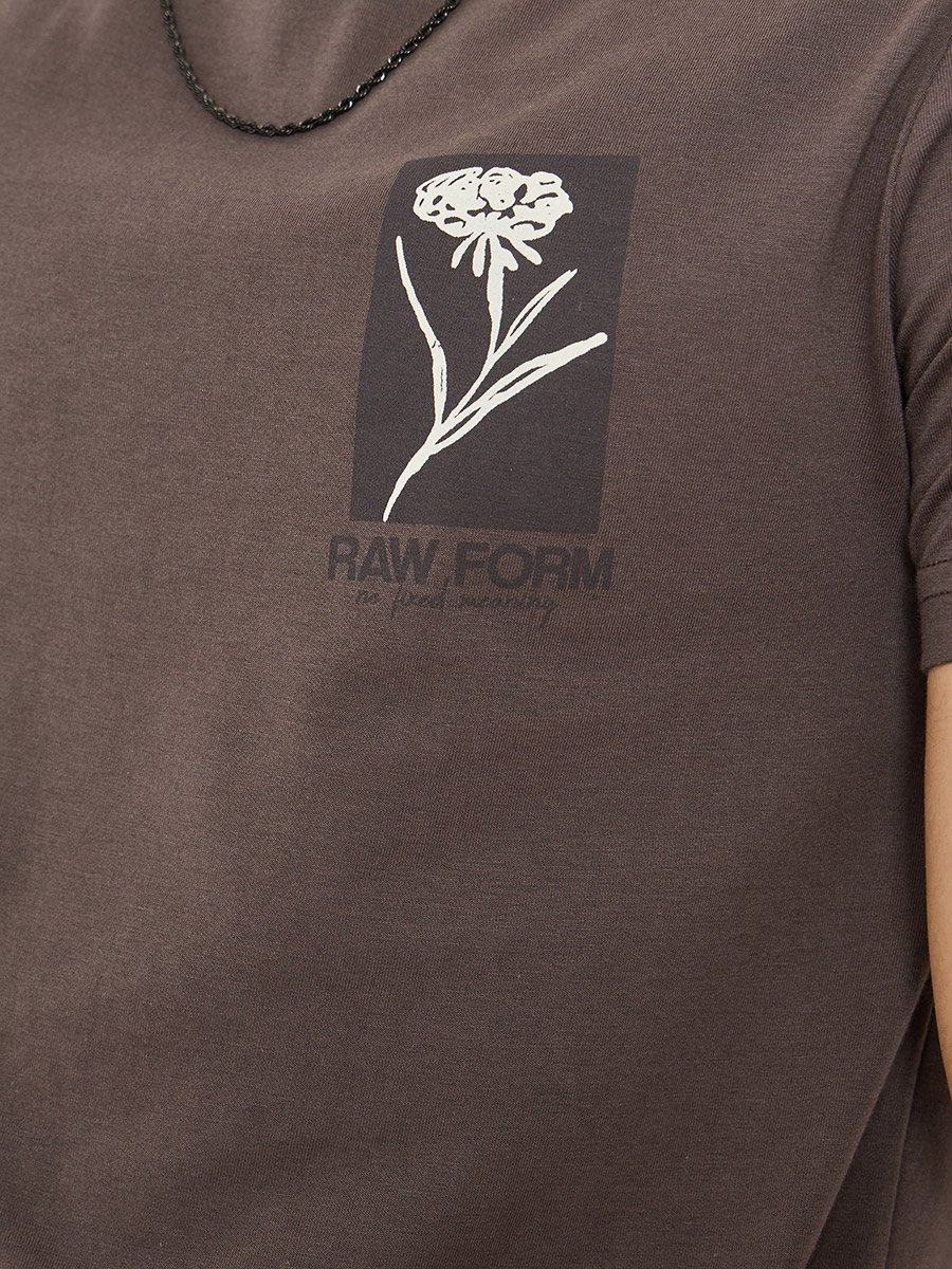 Men Brown Graphic Print Crew Neck T-Shirt