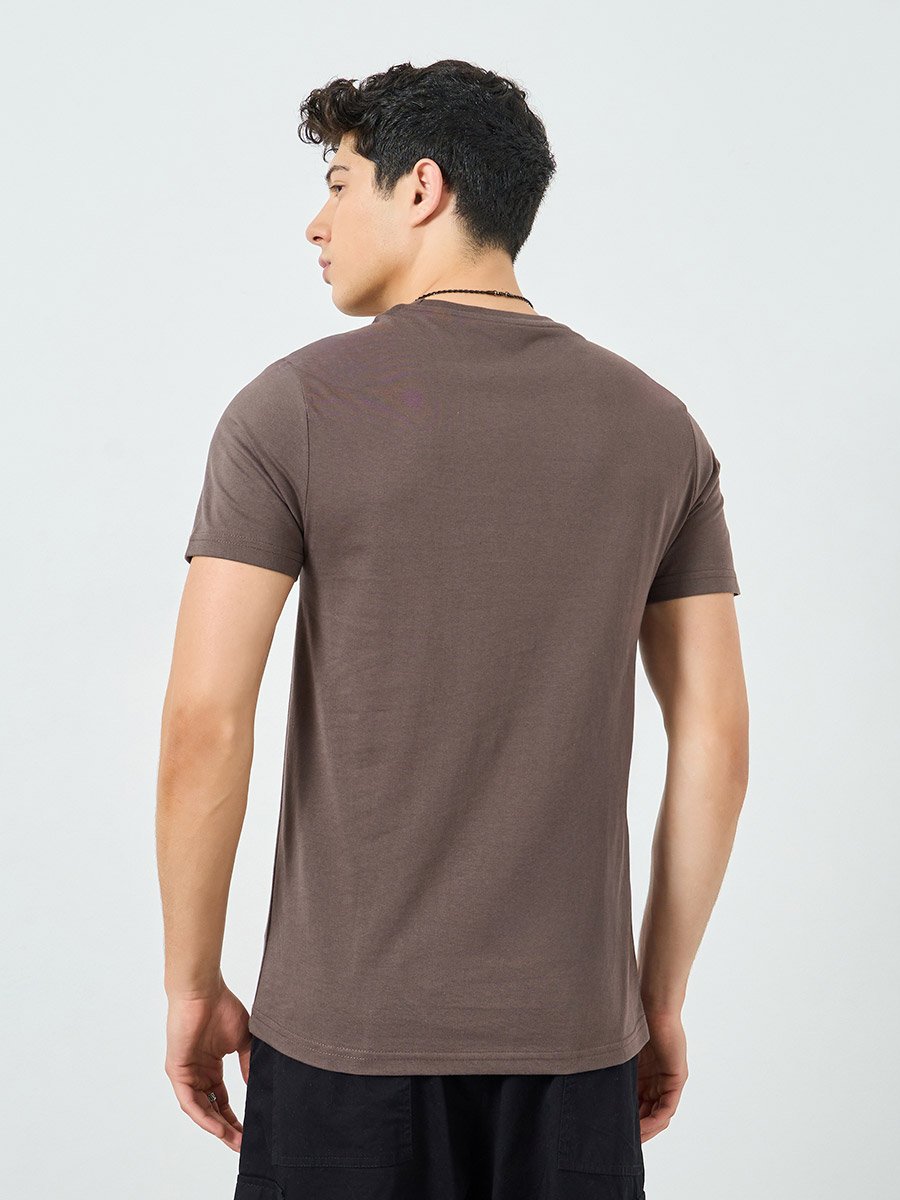 Men Brown Graphic Print Crew Neck T-Shirt