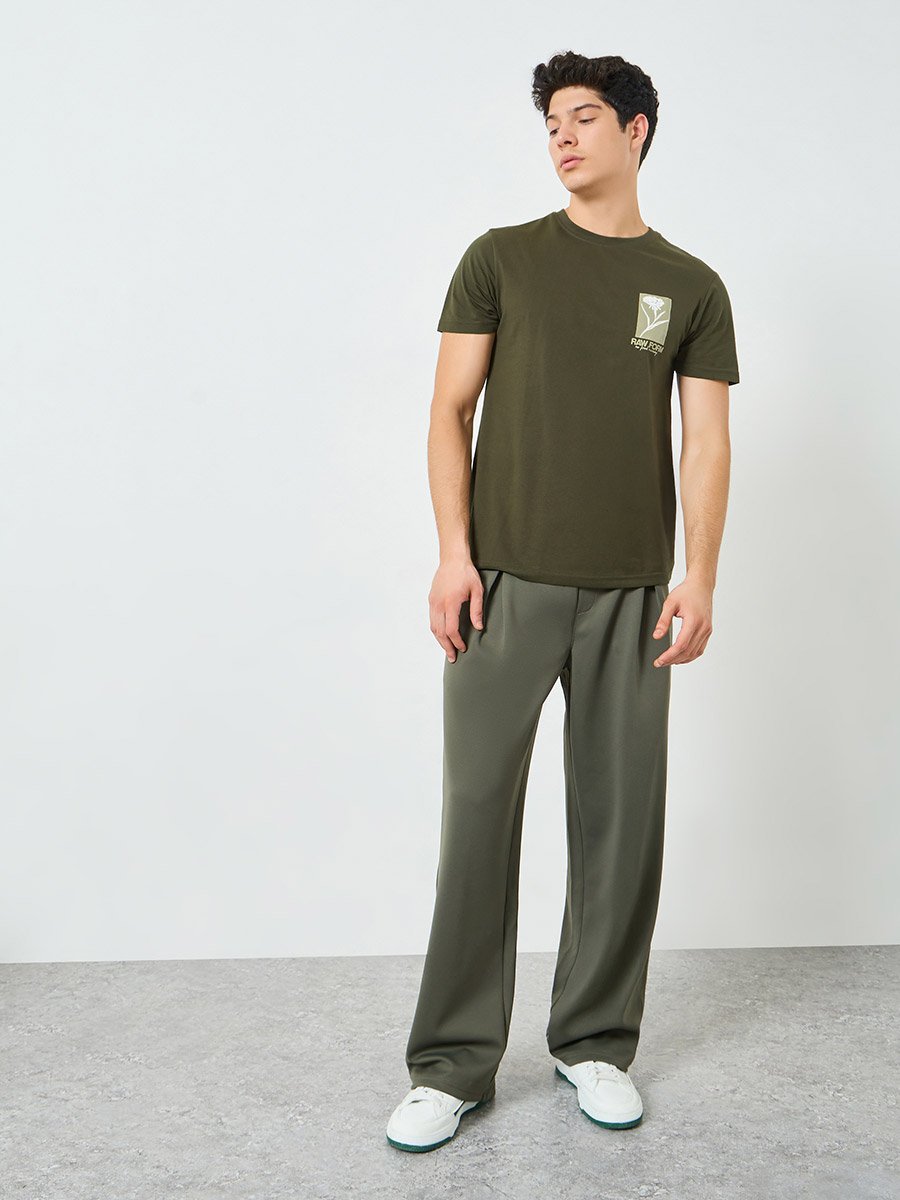 Men Olive Graphic Print Crew Neck T-Shirt