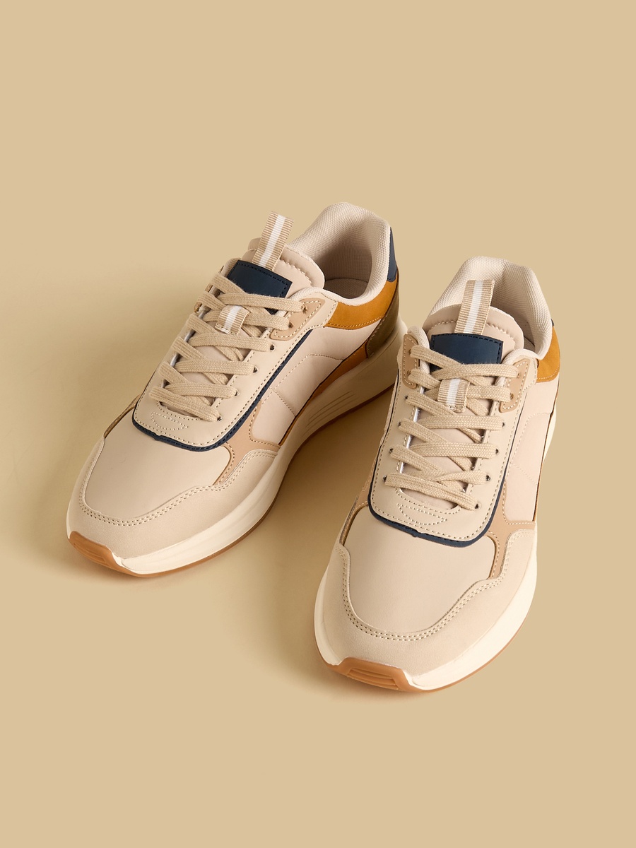 Colourblock Lace-Up Sports Shoes