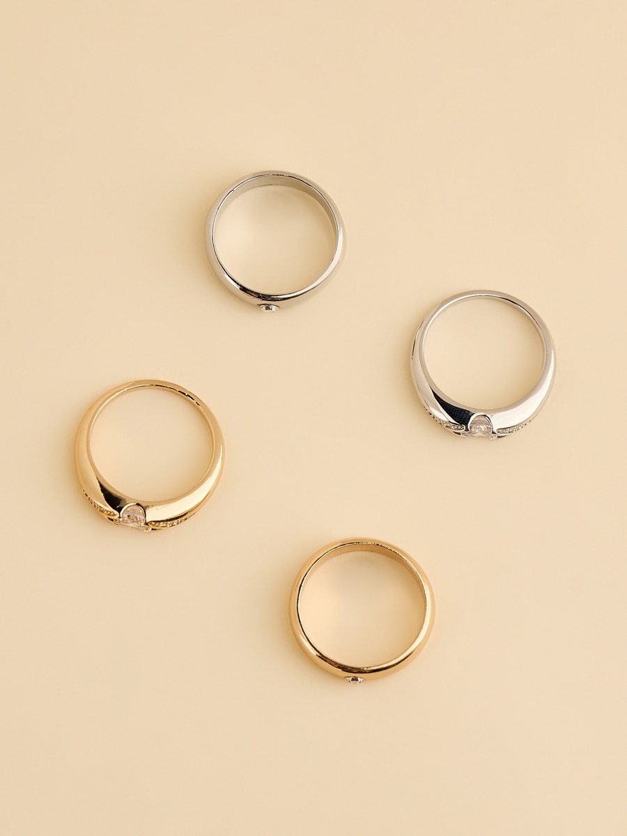 Pack of 4 - Embellished Ring