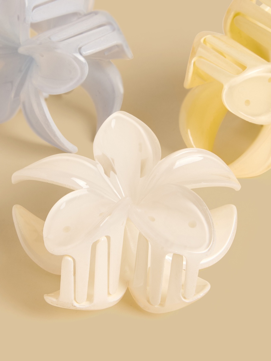 Pack of 3 - Floral Shaped Hair Clamp