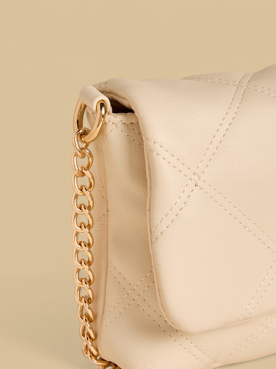 Quilted Crossbody Bag with Chain Strap