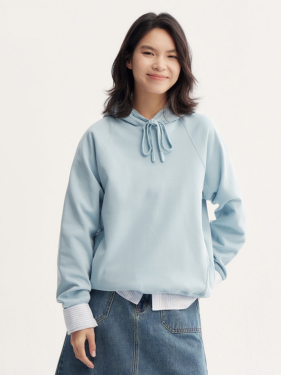 Women Hoodie with A Embroidery