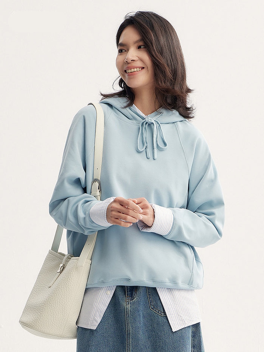 Women Hoodie with A Embroidery