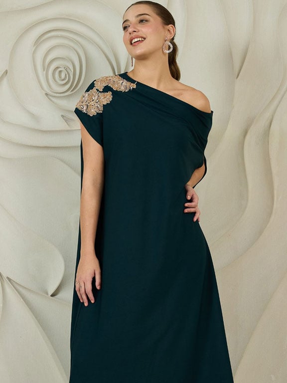 Dark Green Embroidered Sequin Kaftan Maxi Dress For Women at Bahrain | Styli