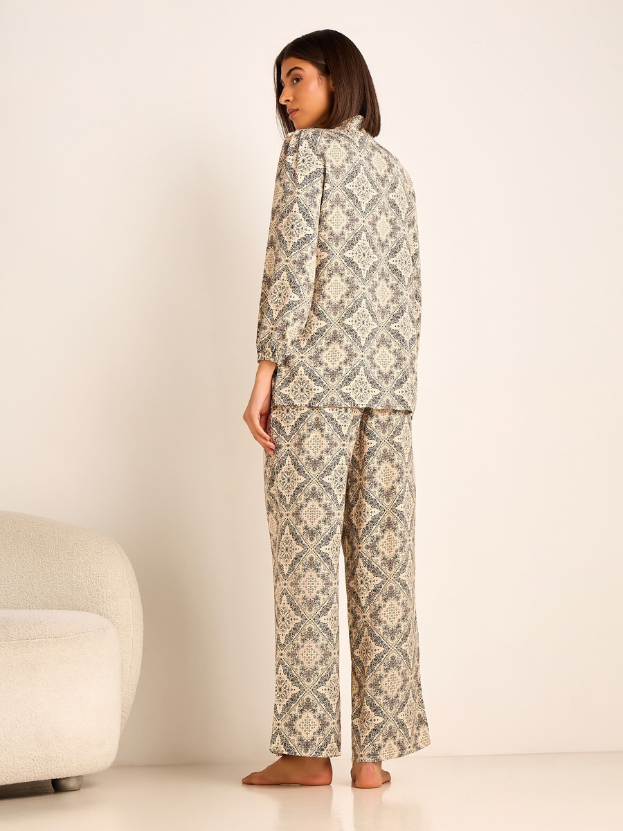 Pyjama Set with Top and Pants