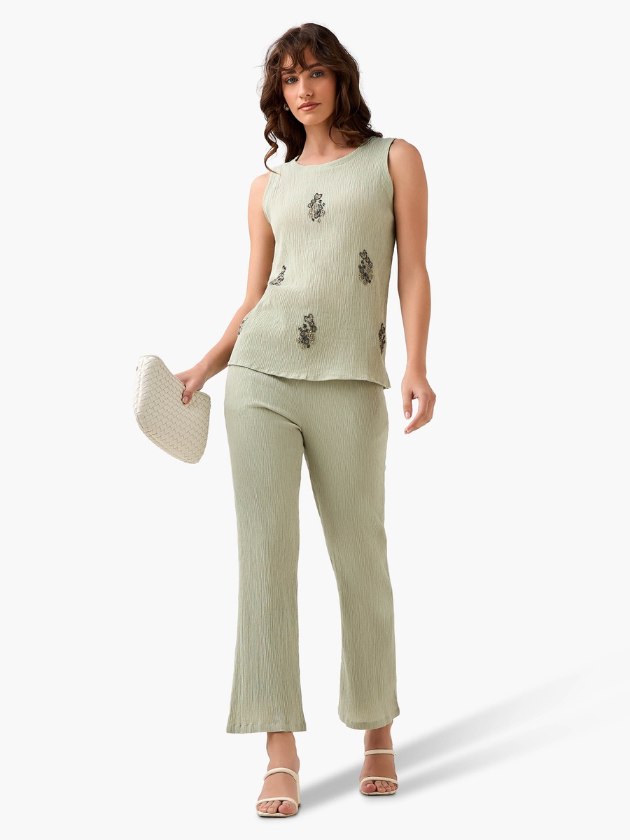 Regular Fit Elastic Waist Textured Pants