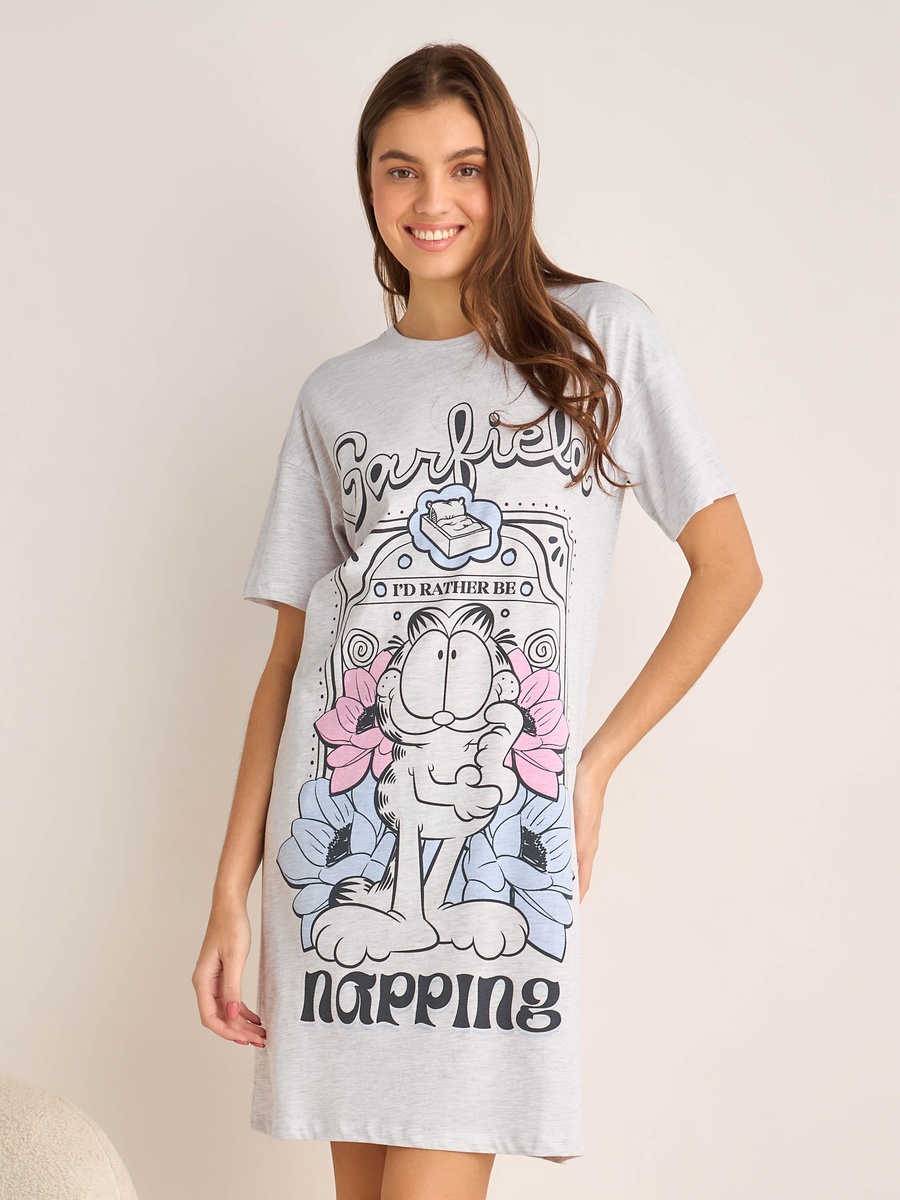 Short Sleeves Sleepshirt with Garfield Print