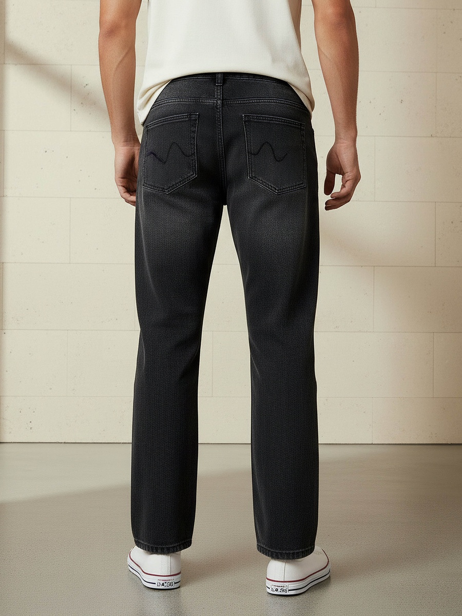 Men Relaxed Fit Jeans