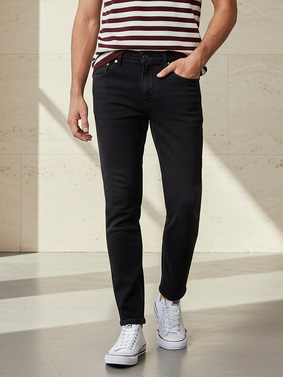 Men Regular Fit Mid-Rise Cropped Jeans