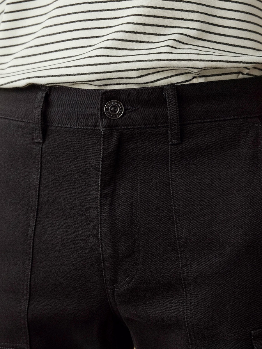 Men Regular Fit Twill Cargo Trousers