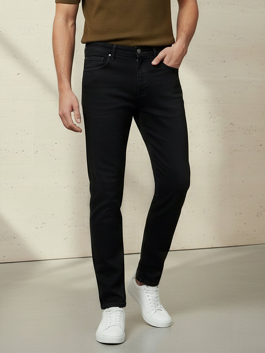 Men Tapered Fit Flexi Waist Jeans