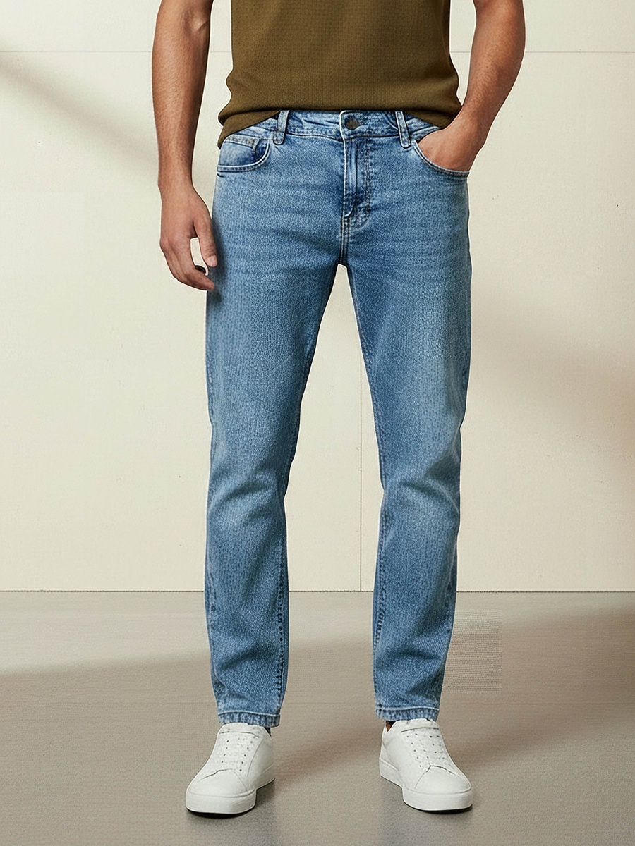 Men Tapered Fit Flexi Waist Jeans