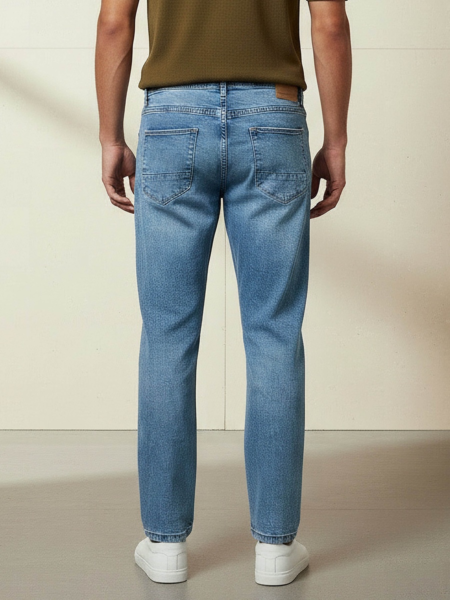 Men Tapered Fit Flexi Waist Jeans