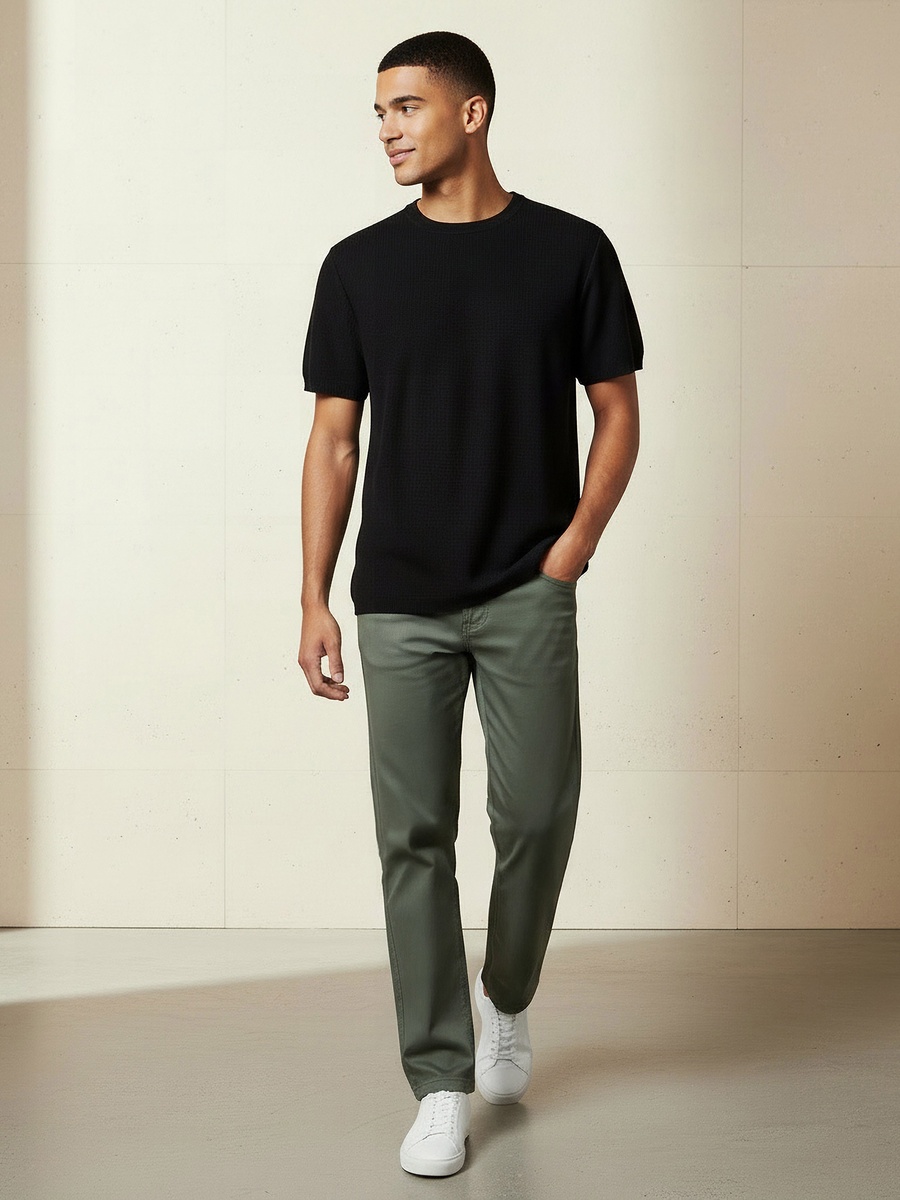 Men Regular Fit Crew Neck Short Sleeves Textured T-Shirt
