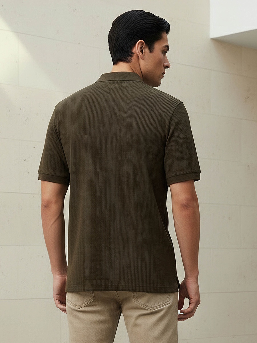 Men Regular Fit Collared Neck Short Sleeve Ribbed Polo T-Shirt