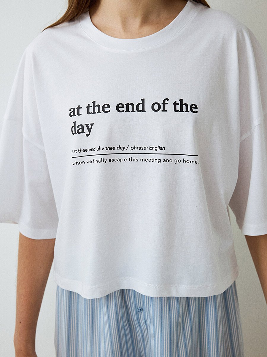 Lilah Crew Neck Typographic Crop T-Shirt