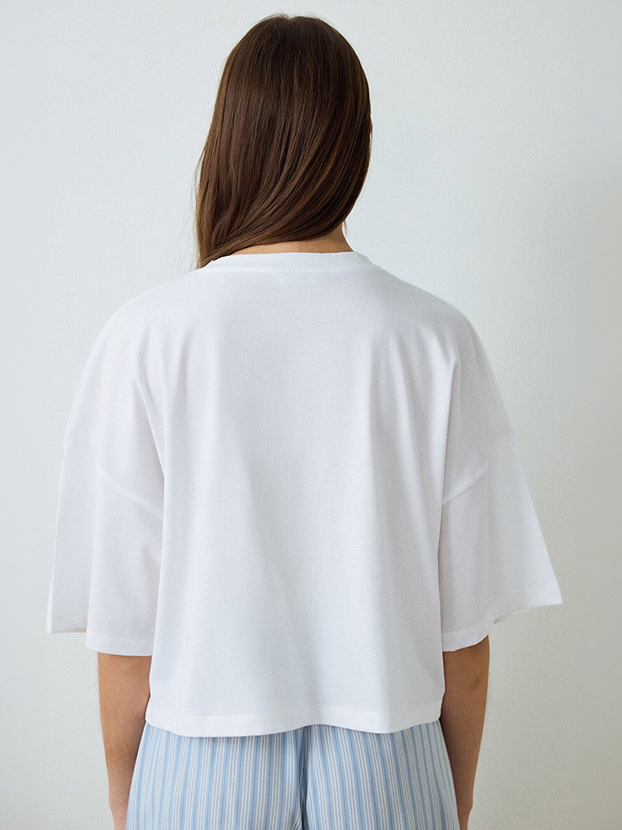 Lilah Crew Neck Typographic Crop T-Shirt