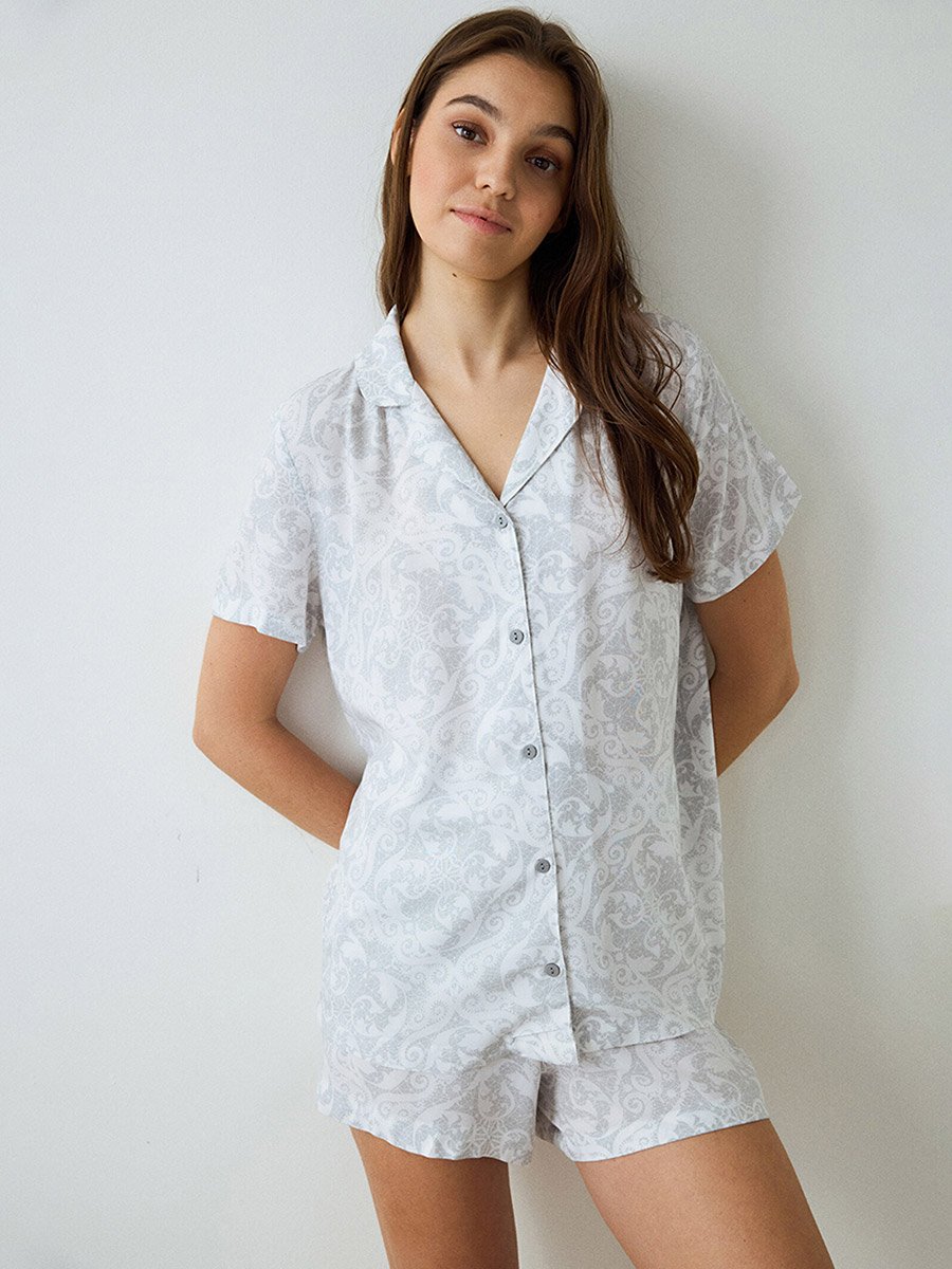 Roses Print Shirt and Shorts Set