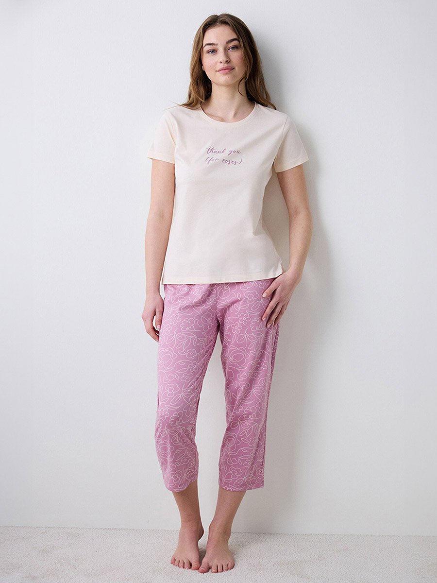 Roses Slogan Print T-Shirt and Capri Set
