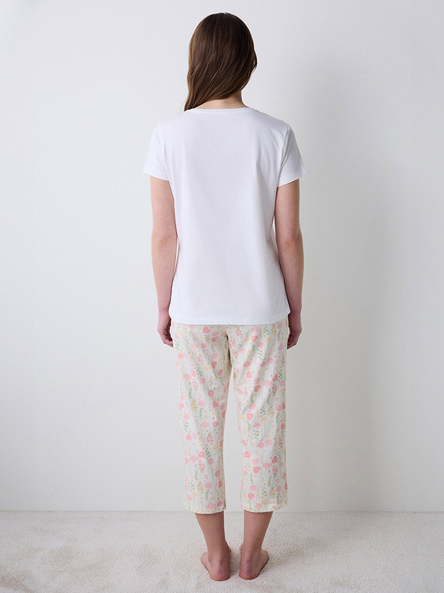 V Neck Cotton Top and Floral Capri Set