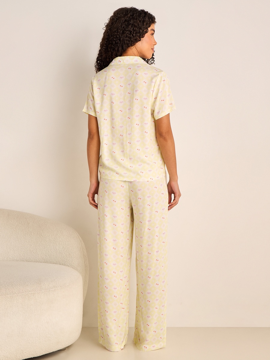 Viscose Pyjama Set with Button-Down Shirt and Trousers