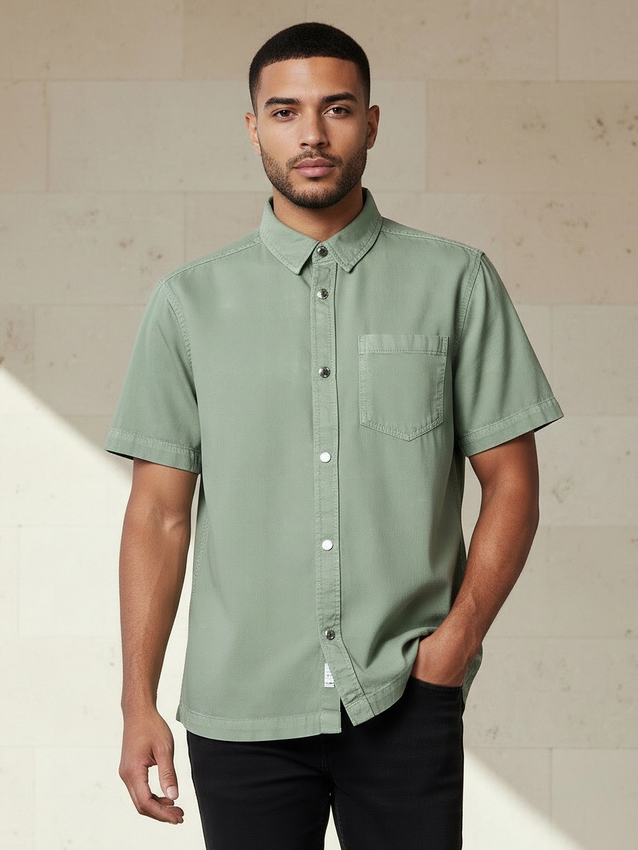 Men Regular Fit Collared Short Sleeve Shirt