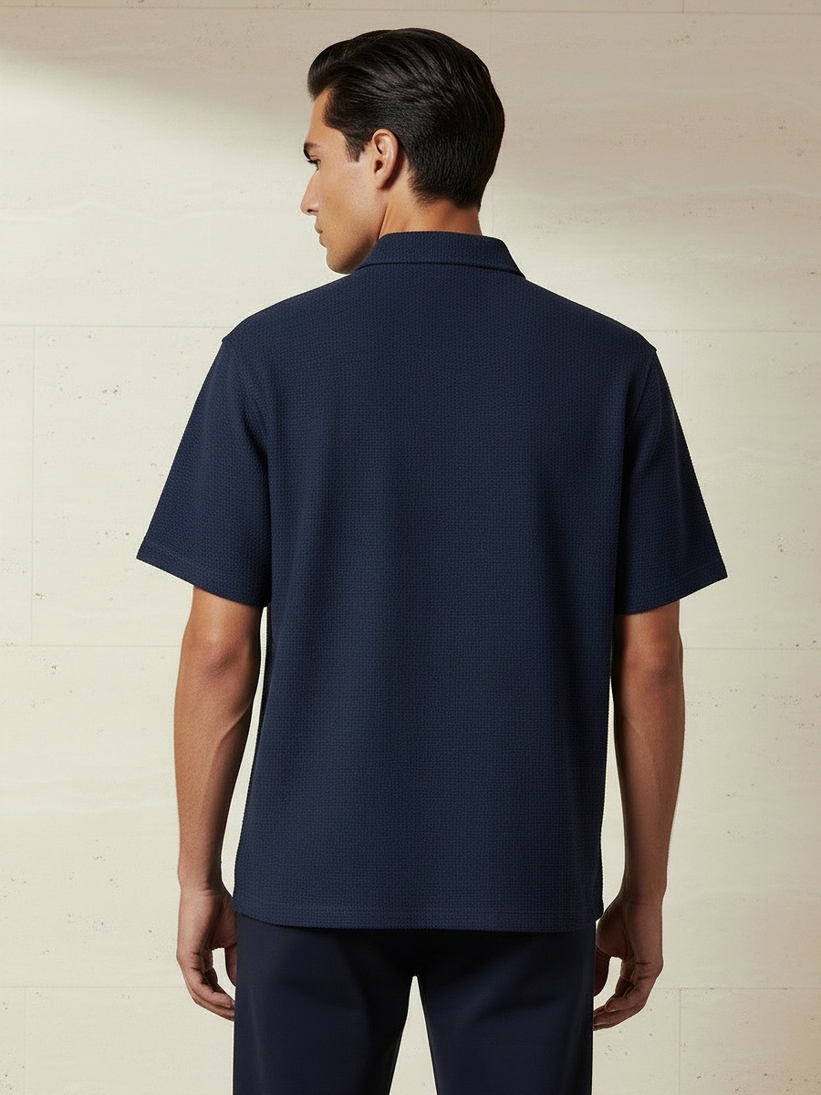 Men Regular Fit Collared Textured Short Sleeves Shirt