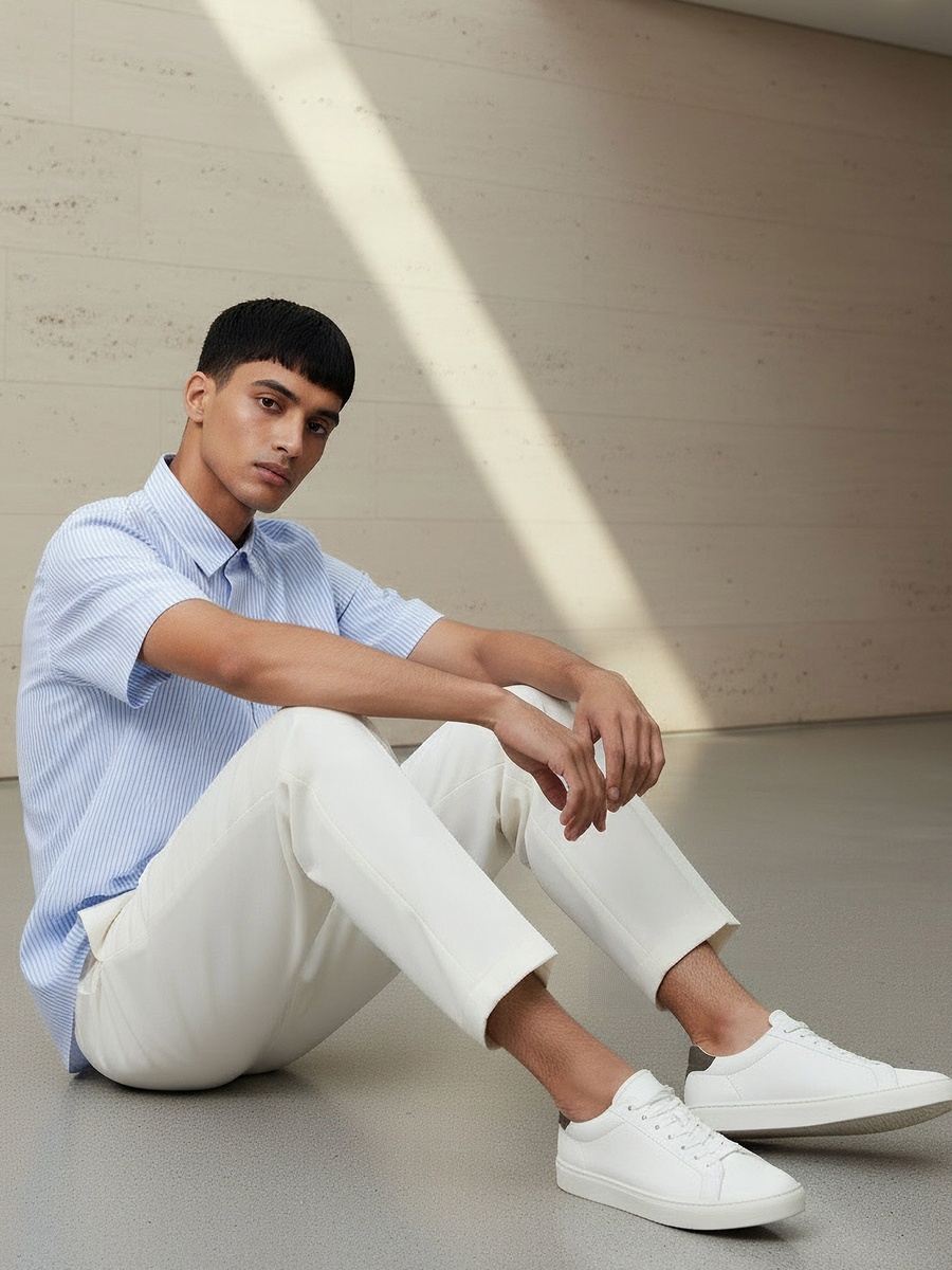 Men Regular Fit Collared Striped Short Sleeves Shirt