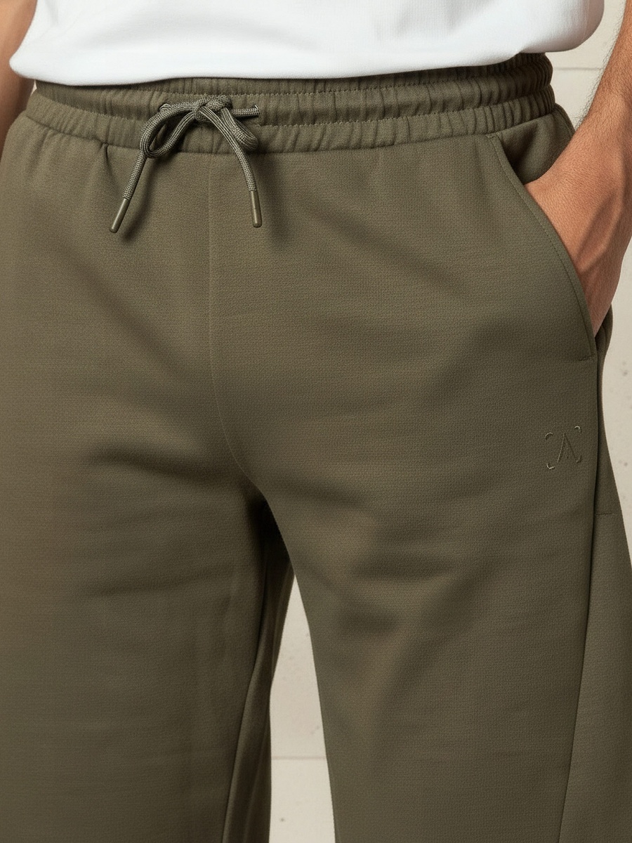 Men Performance Non-Stretch Panelled Shorts