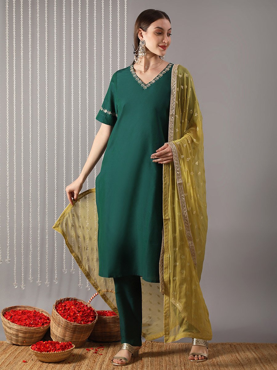 Women Green Embroidered Straight Kurta with Pant and Dupatta Set