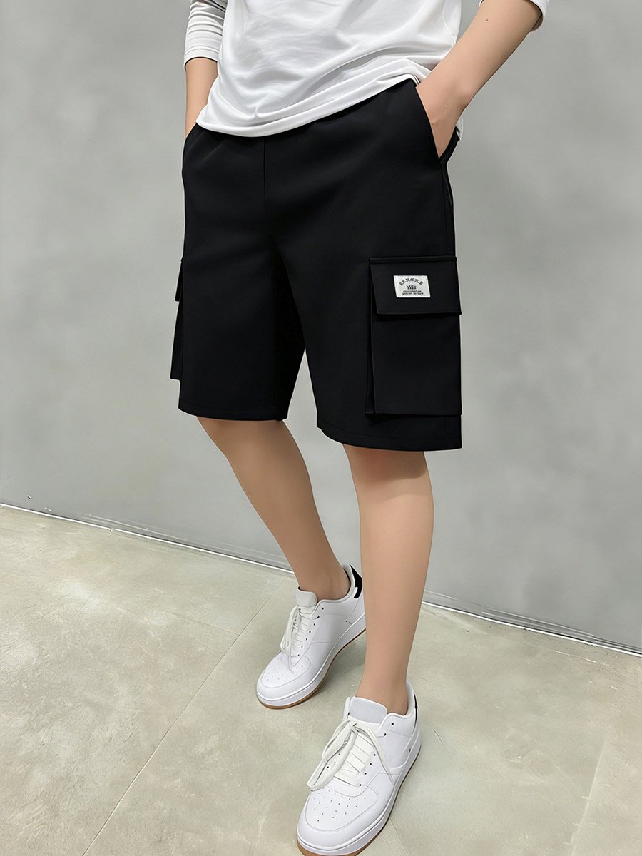 Men Black Solid Multi Pockets Cargo Shorts