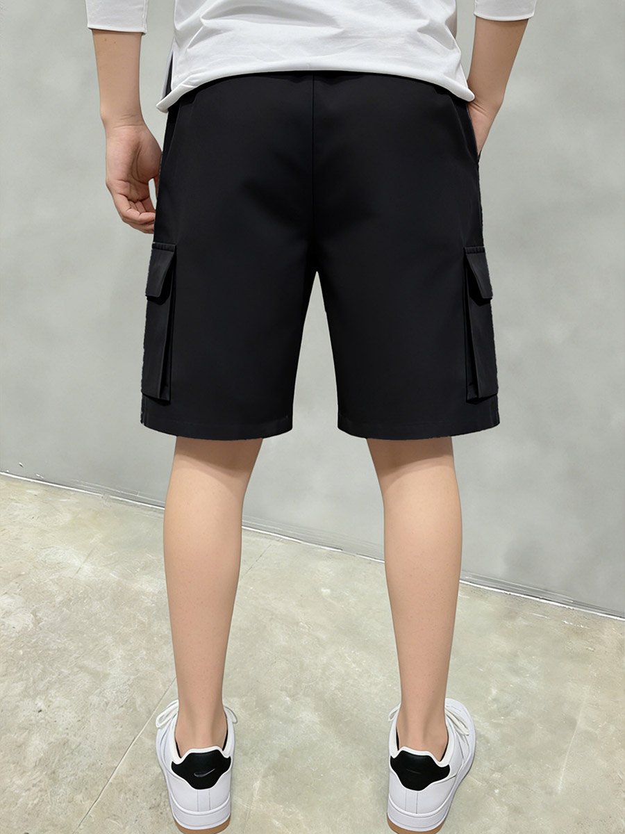 Men Black Solid Multi Pockets Cargo Shorts