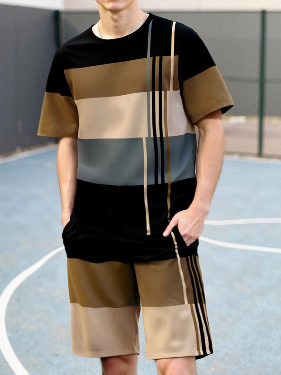 مجموعة من تيشيرت وشورت بنمط كتل الالوان للرجال