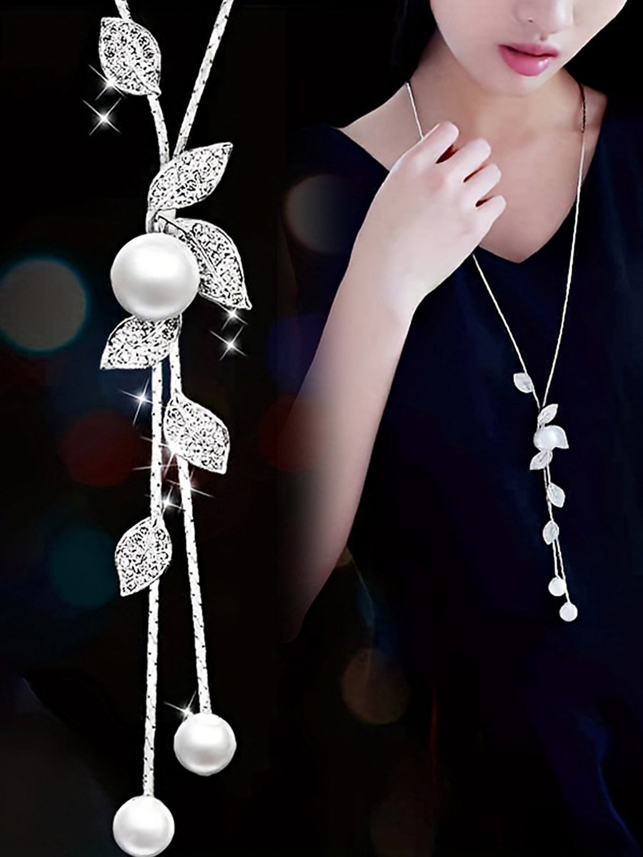 Embellished Leaf Shaped Pendant Long Necklace