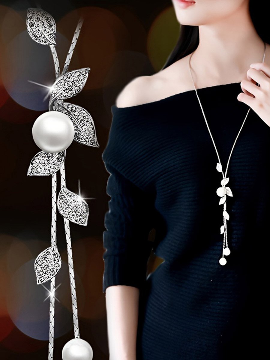 Embellished Leaf Shaped Pendant Long Necklace