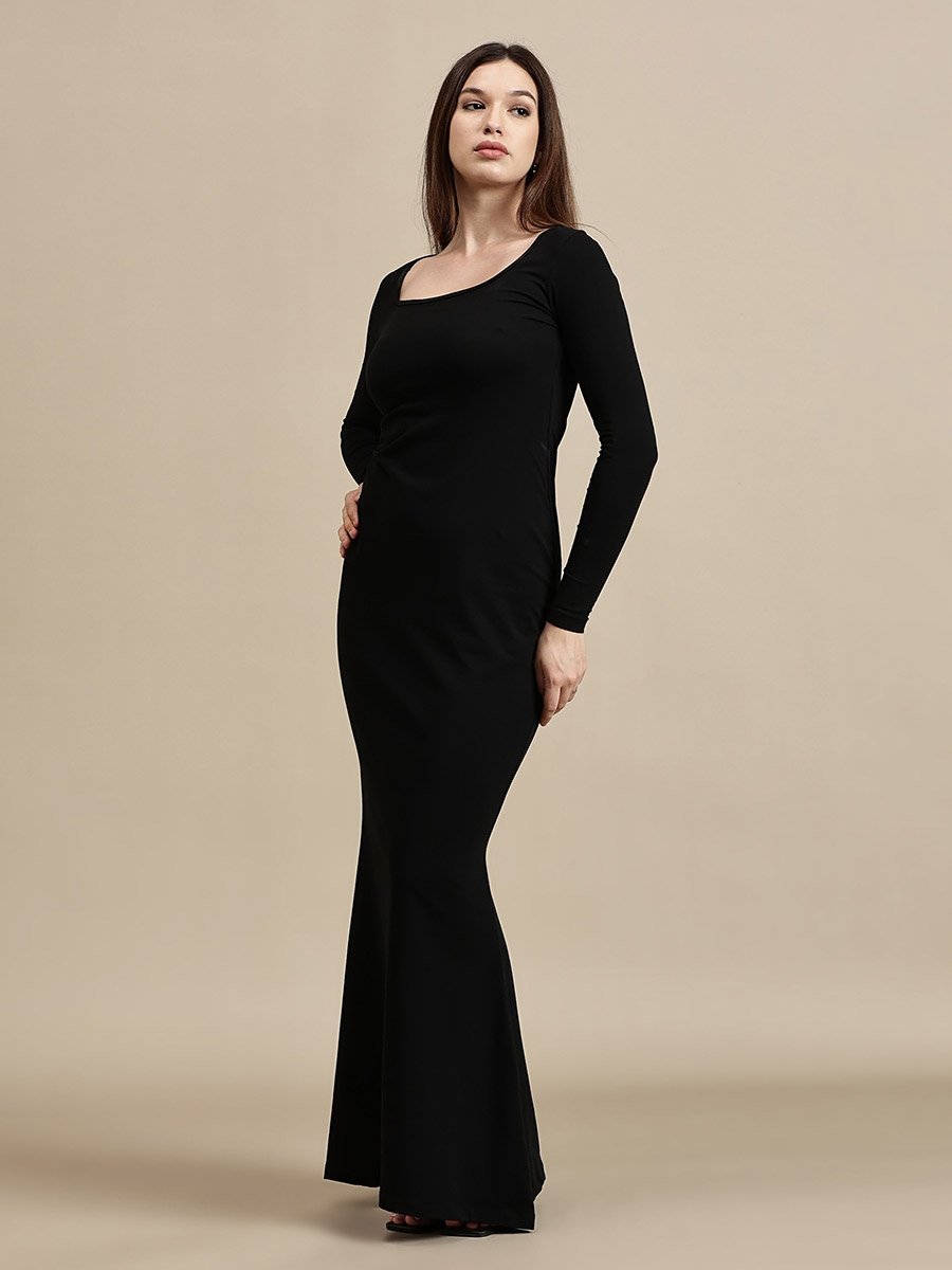 Black Solid Square Neck A-Line Maxi Dress