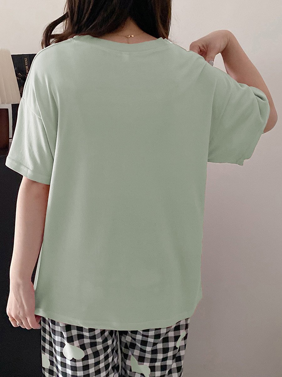 Heart Print Round Neck T-Shirt and Checked Shorts Set