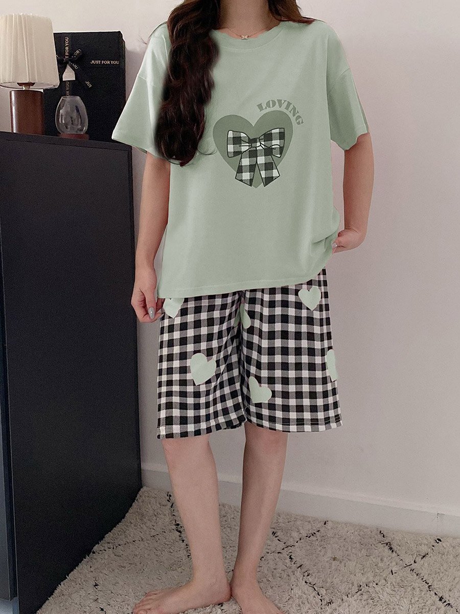 Heart Print Round Neck T-Shirt and Checked Shorts Set