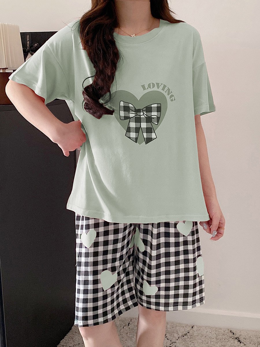 Heart Print Round Neck T-Shirt and Checked Shorts Set