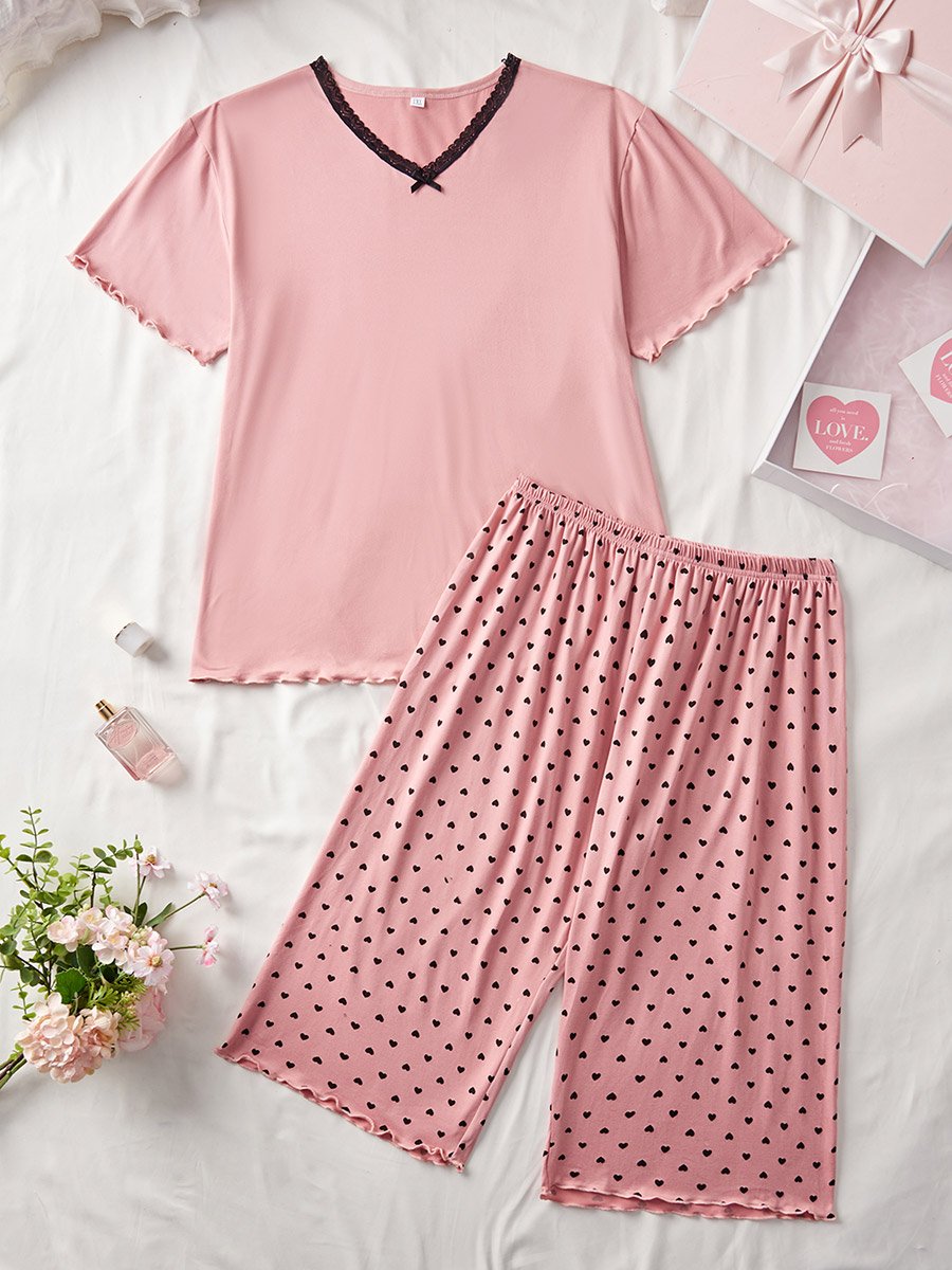 Plus Size V Neck Top and Heart Print Shorts Set