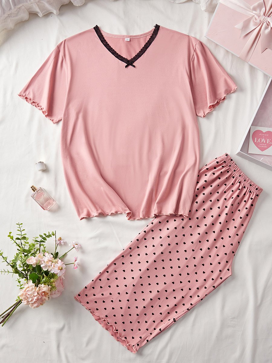 Plus Size V Neck Top and Heart Print Shorts Set