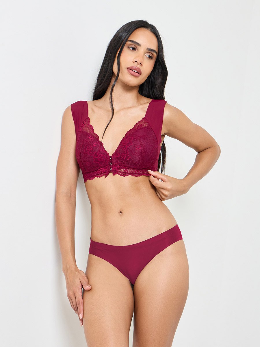 Red Lace Padded Non Wired Regular Bra