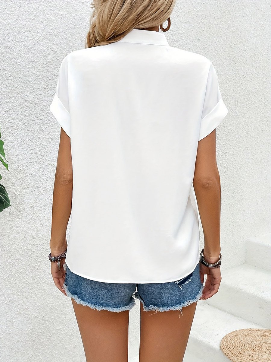 White Short Sleeve Buttoned Shirt