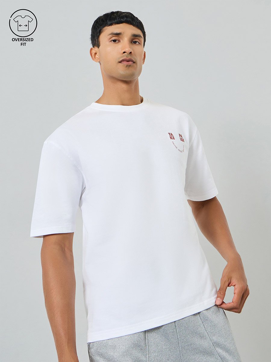 Men White Graphic Print Crew Neck T-Shirt